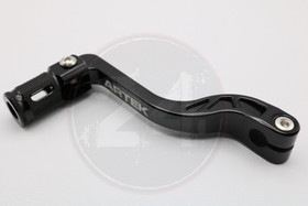 Vaihdepoljin CNC musta, Derbi Euro 2 / 3 / 4