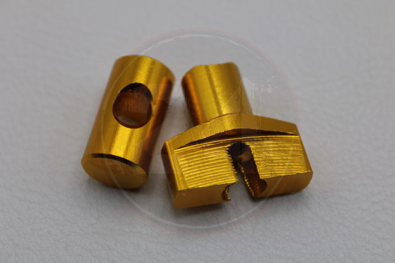 Takajarruvaijerin säätö osat M6, kulta