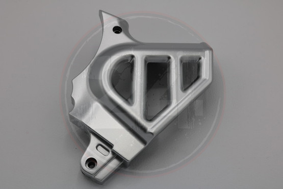 Eturattaan suoja hopea, Minarelli Am6