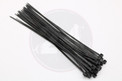 Nippuside musta 25kpl, 2.5 x 150mm