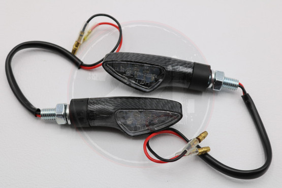 Led-vilkkupari, carbon / kirkaslasi