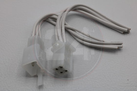 Johtoliitinpari johdoilla, 4-napainen