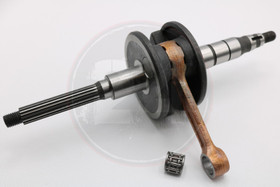 Kampiakseli 10mm tappi, Minarelli vaaka vesi / ilma