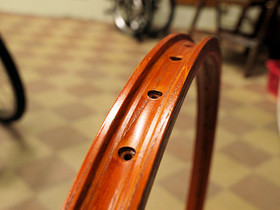 WOODEN RIM CB BACCHETTA 36H CLINCHER MAHOGANY PAIR W/NIPPLES