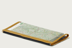 GILLES BERTHOUD LARGE MAP READER