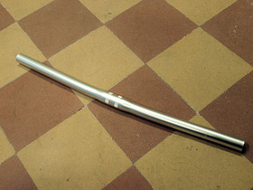 HANDLEBAR FLAT WIDE ALUMINIUM ANODISED