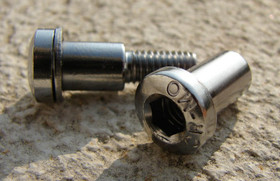 SEATPOST BOLT 8/27 MM
