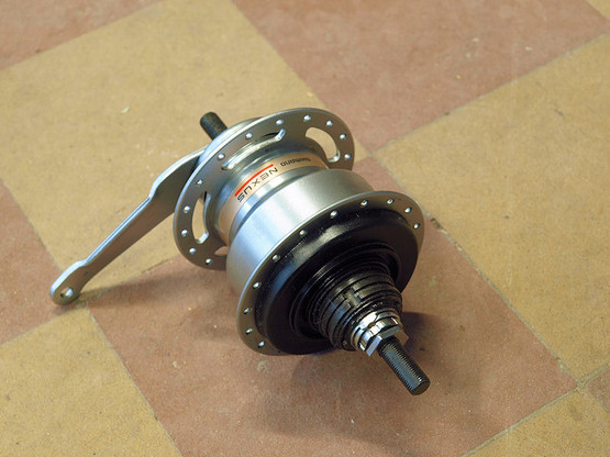 NEXUS 4 REAR HUB NOS