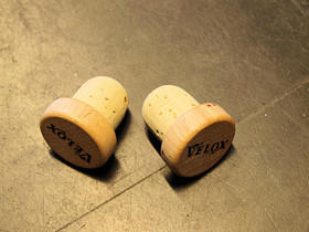 VELOX BAR END PLUG, LIGHT WOOD