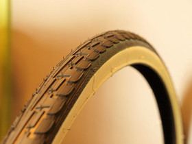 CONTINENTAL RIDE TOUR 47-507 BLACK/WHITEWALL