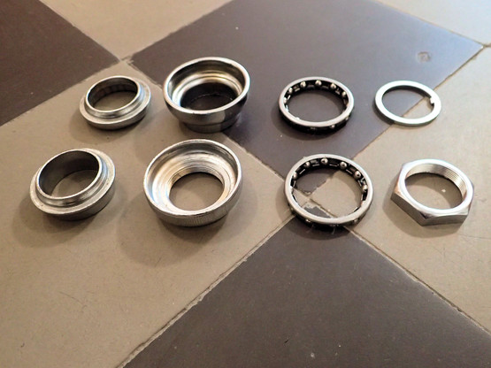 HEADSET THREADED 1