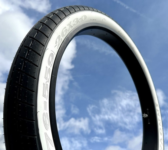SEMI SLICK 26 X 3.0