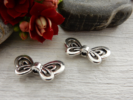 Metallihelmi/riipus siivet, 17x11mm, kromi, 10kpl