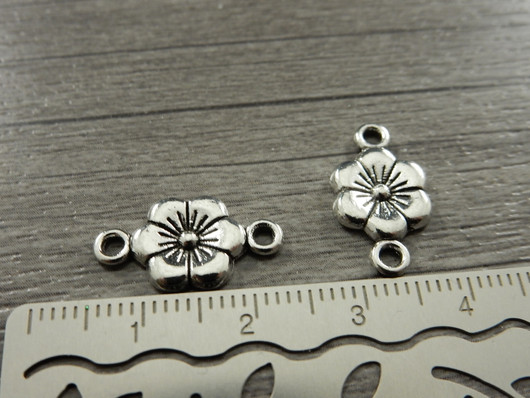 Kukkariipus/ linkki, 18x10mm, kromi, 1kpl