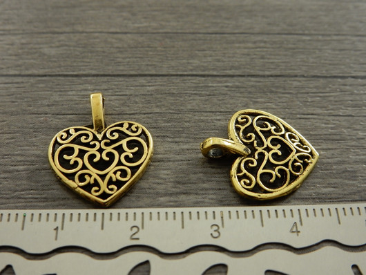 Sydänriipus, 18x14mm, antiikinkulta, 1kpl
