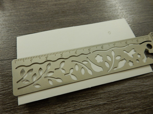 Korvakorukortti, 5x9cm, valkoinen blanco, 1kpl