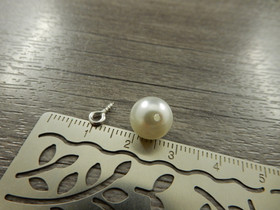 Akryylihelmi puoliporattu, 10mm, kerma, 20kpl