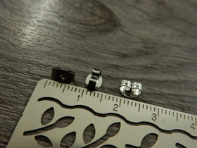 Korvakorun tausta, 6x4.5mm, rst, 10kpl