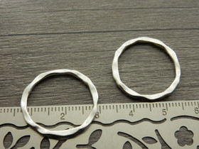 Linkki ympyrä, 22x1.7mm, umpi, kromi, 1kpl