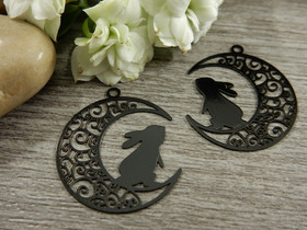 Kuupupuriipus, 22x24mm, musta, 1kpl