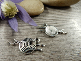 Lankakerä riipus, 25x11mm, kromi, 1kpl