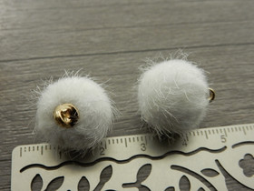 Pom pom riipus, 17x14mm, valkoinen/kulta, 1kpl