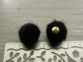 Pom pom riipus, 17x14mm, musta/kulta, 1kpl