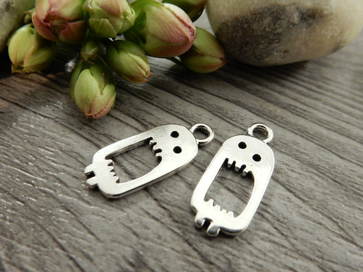 Mörköriipus, 20x9mm, kromi, 1kpl