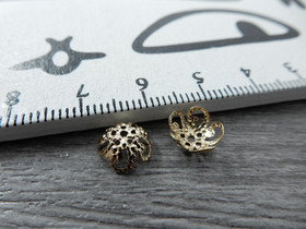 Helmihattu kupera kukka, 8mm, vaaleakulta, 20kpl