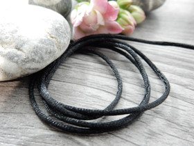 Satiininyöri, 1mm, musta, 1m