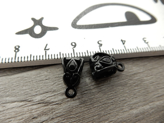 Riipuspidike, 13x8mm, musta, 1kpl