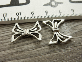 Metallihelmi/ riipus siivet, 20x7mm, kromi, 10kpl