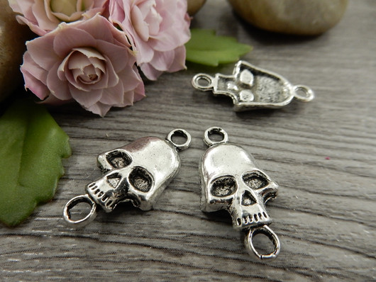 Pääkalloriipus/ linkki,  22x11mm, kromi, 1kpl