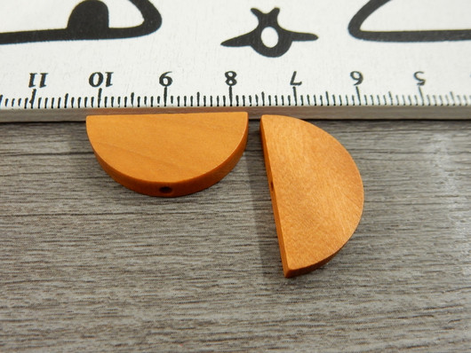 Puoliympyrä puuhelmi, 25x13mm, okra, 1kpl