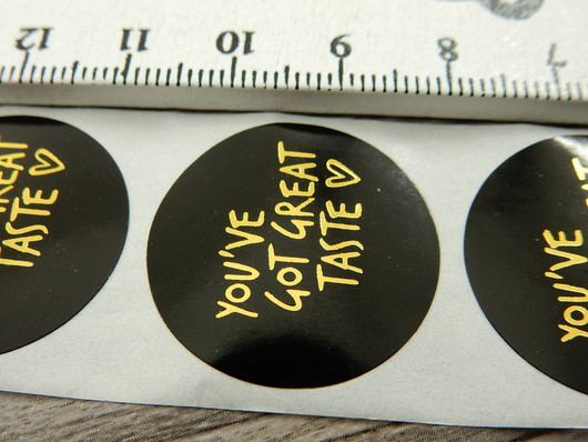 You`ve got great taste tarra, 25mm, kulta/musta, 10kpl