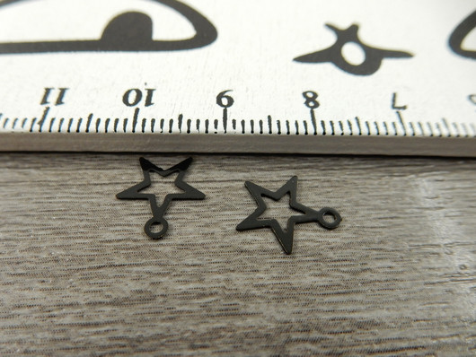 Tähtiriipus, 11x10mm, musta, 1kpl