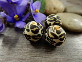 Silikonihelmi eläinkuvio, 15mm, beige, 1kpl