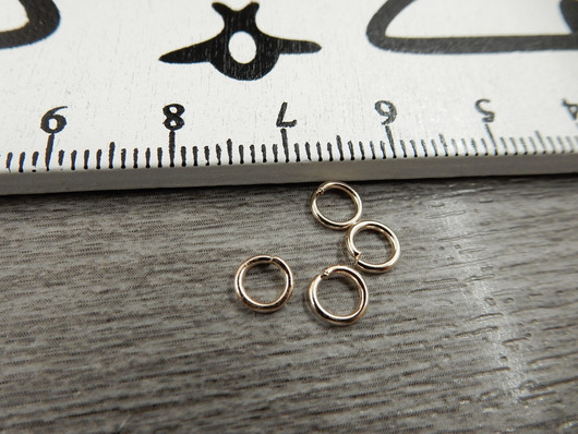 Välirengas, 5x0.8mm, avattava, vaalearuusukulta, 100kpl