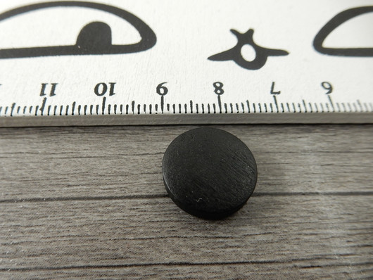 Puuhelmi, 15mm, musta, 10kpl