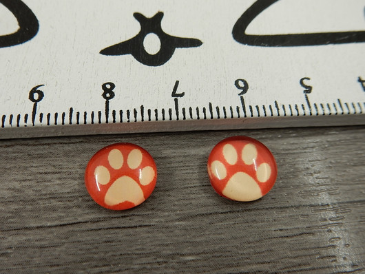 Kapussi tassu, 10mm, punainen-beige, 1kpl