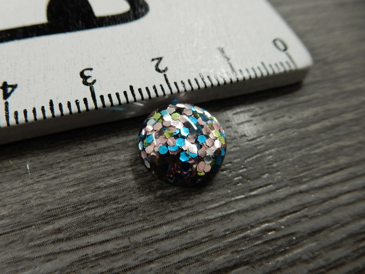 Kapussi kimalle, 12mm, moniväri, 1kpl