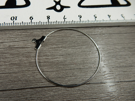 Korukehys ympyrä, 35x0.6mm, kirkashopea, 1pari