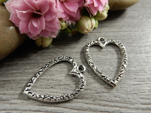 Sydänriipus, 21x15mm, kromi, 1kpl