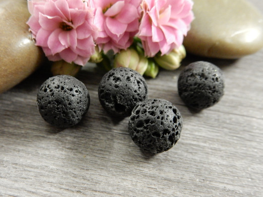 Laavakivihelmi, 10mm, musta, 10kpl