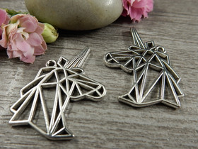 Yksisarvinenriipus, 26x21mm, kromi, 1kpl