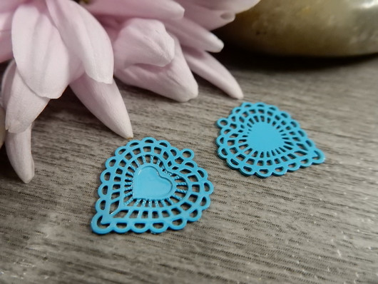 Sydänriipus, 15x14mm, turkoosi, 1kpl