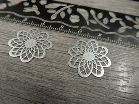 Kukkariipus, 19x20mm, mattahopea, 1kpl