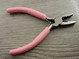 Litteäkärkiset korupihdit, 11.5cm, uralliset, vaaleanpunainen, 1kpl