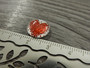 Kapussi sydän, 12mm, punainen-valkoinen, 1kpl