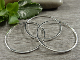 Linkki ympyrä, 30x0.8mm, umpi, kirkashopea, 1kpl